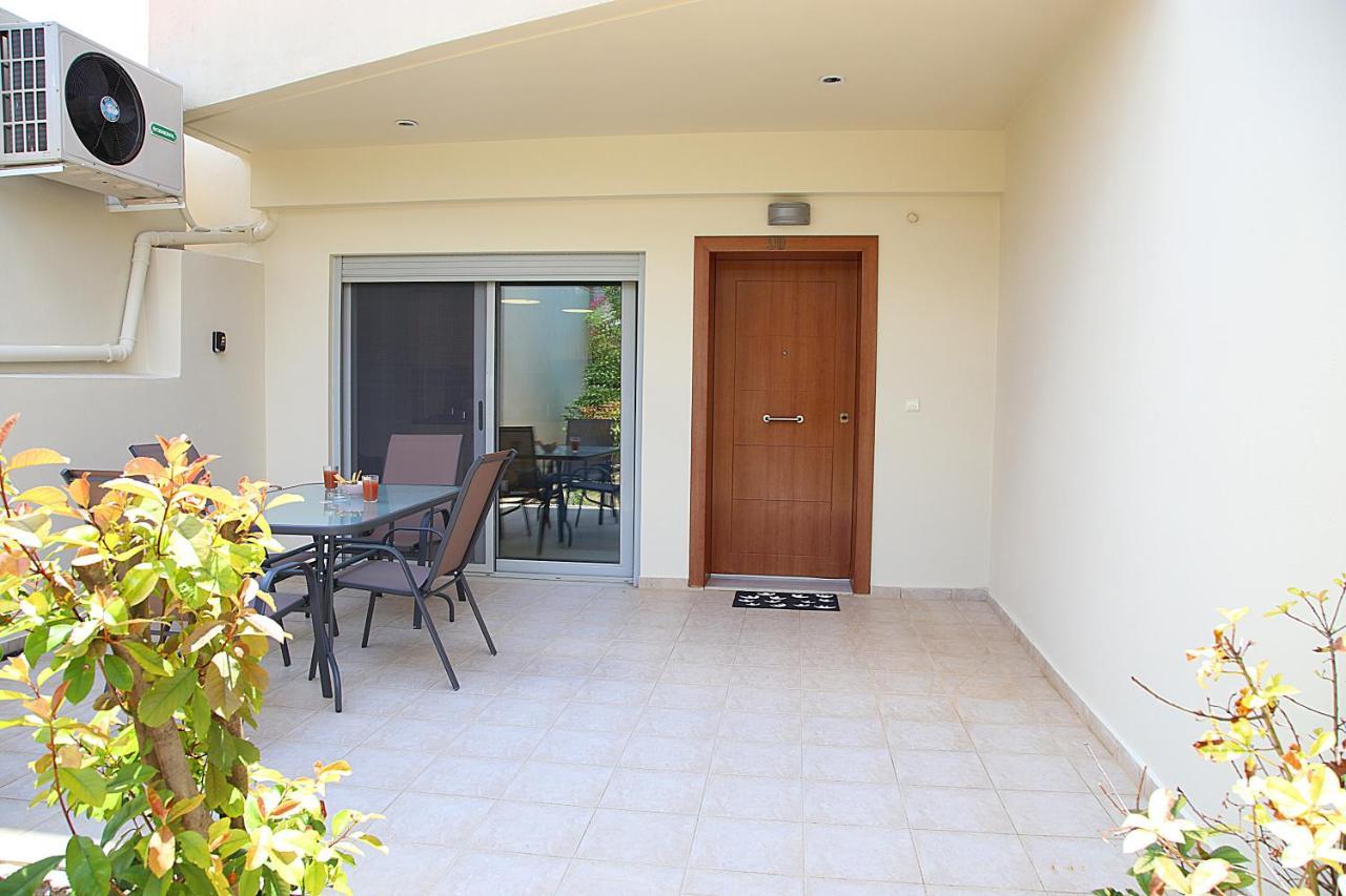 2 Bedroom Near The Athens Airport, Apartment